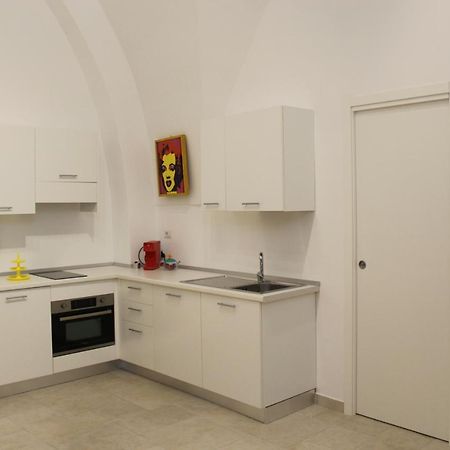 B&B Bianco Apartments Orta Nova Eksteriør billede