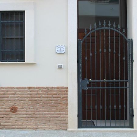 B&B Bianco Apartments Orta Nova Eksteriør billede