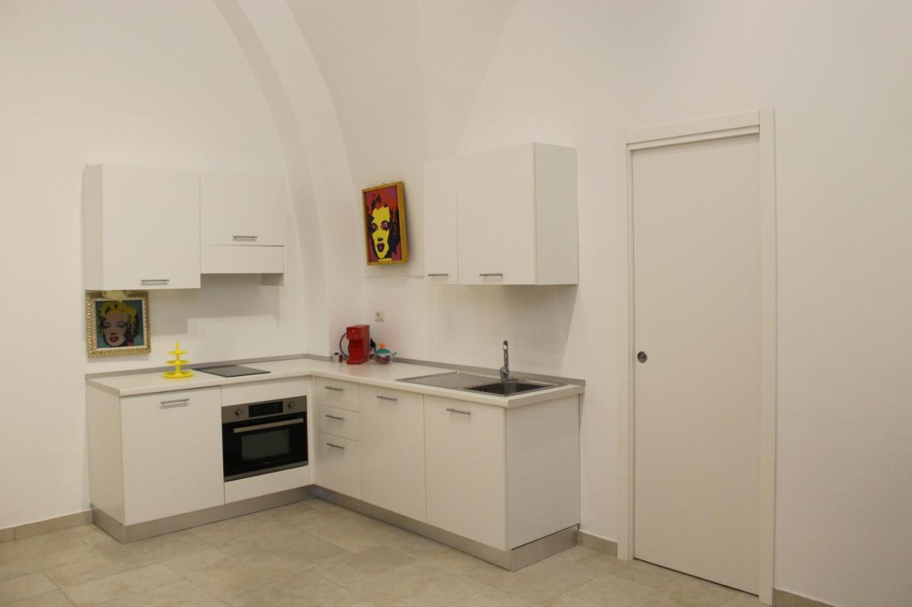 B&B Bianco Apartments Orta Nova Eksteriør billede
